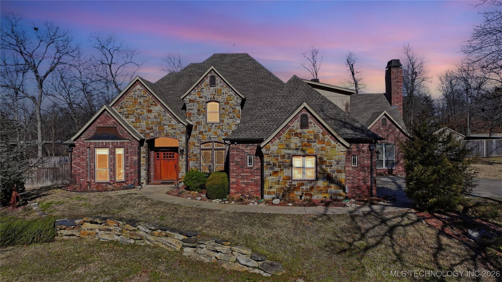 Property Photo:  18810 Timberlake Drive  OK 74017 