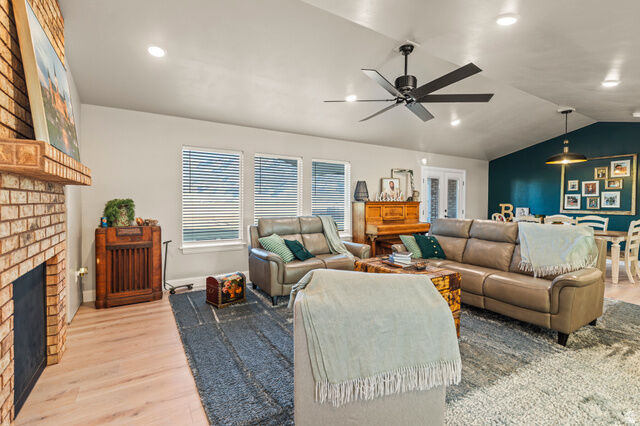 Property Photo: 1075 S 800 E UT 84724