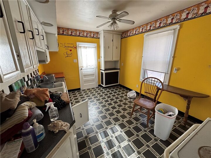 Property Photo:  512 Marion Avenue  PA 15221 