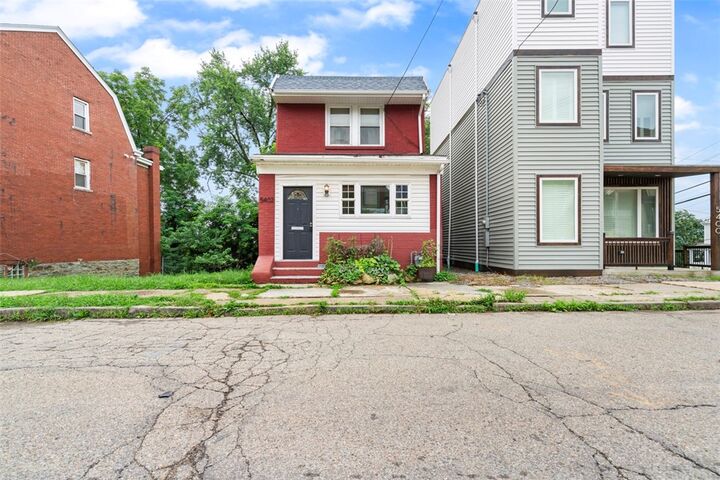 Property Photo: 5402 Kincaid St PA 15206