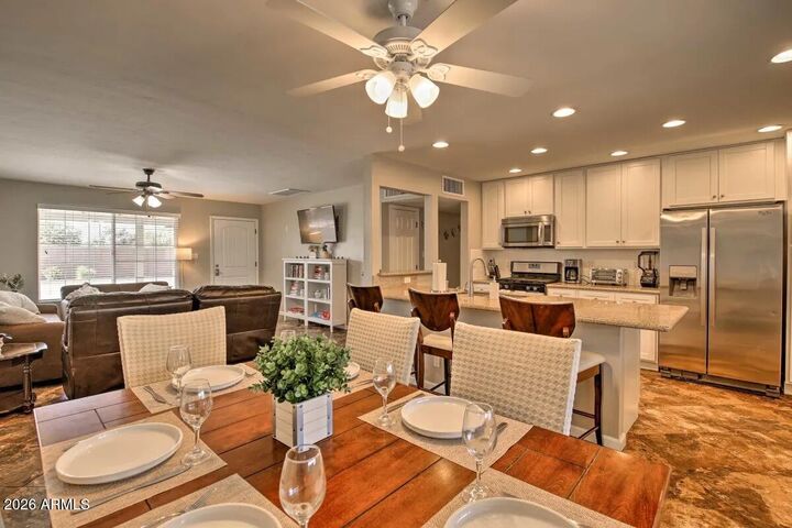 Property Photo: 609 S Priest Drive AZ 85281