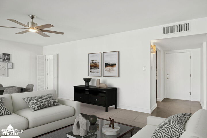 Property Photo:  5438 E Pinchot Avenue  AZ 85018 