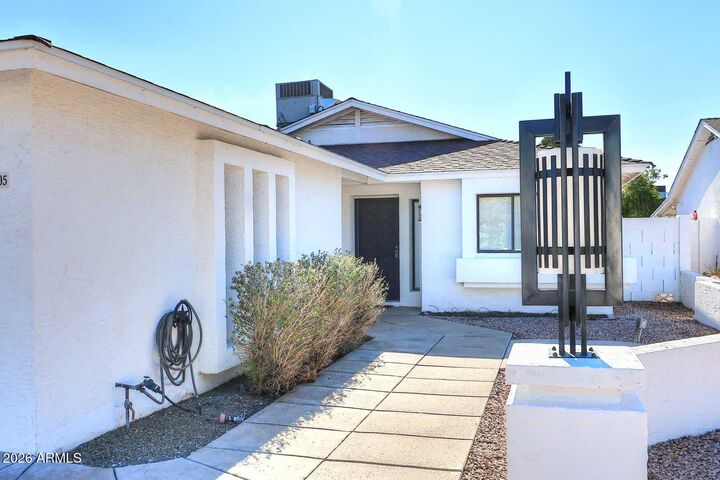 Property Photo: 505 W Fellars Drive AZ 85023