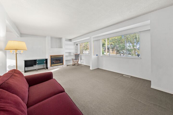 Property Photo: 14750 60 Avenue BC V3S 1R7