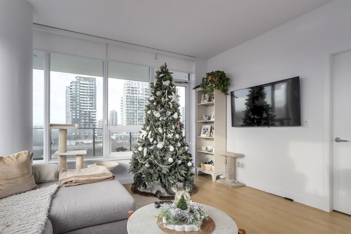 Property Photo: 2425 Alpha Avenue 606 BC V5C 0N6
