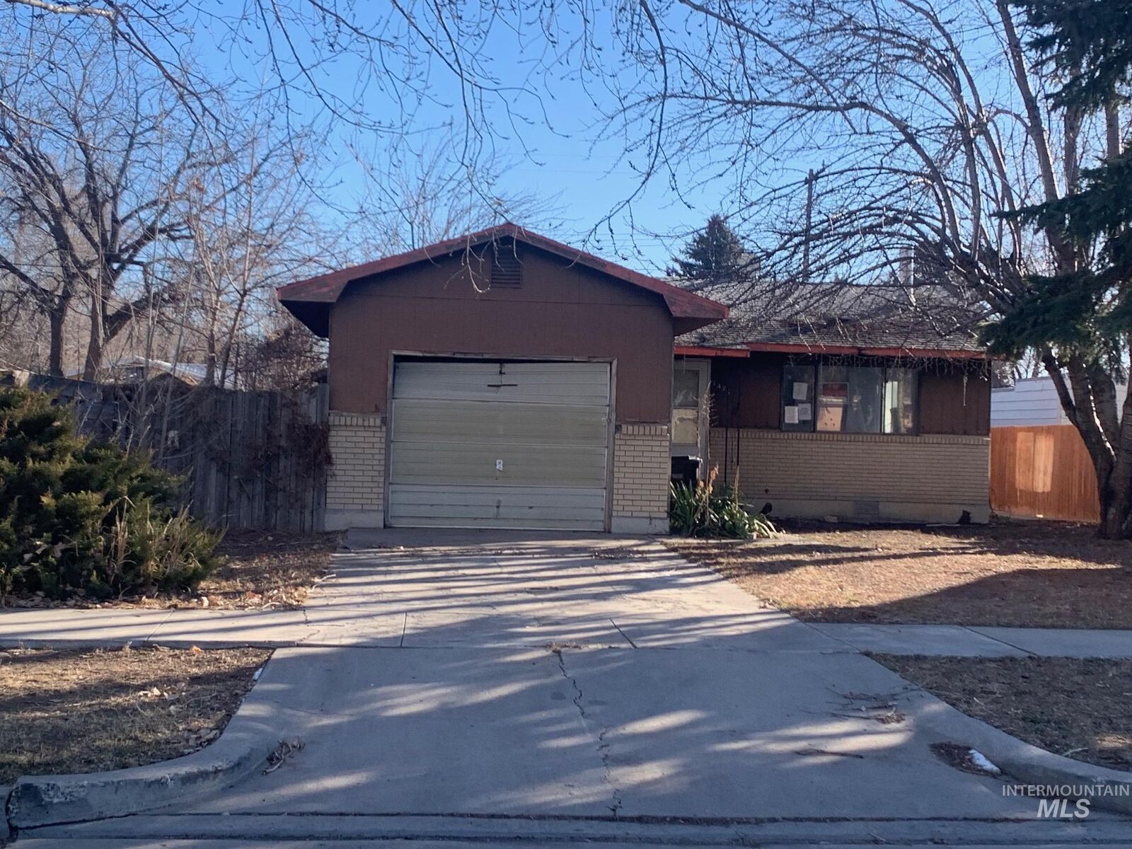 Property Photo: 1435 Normal ID 83318