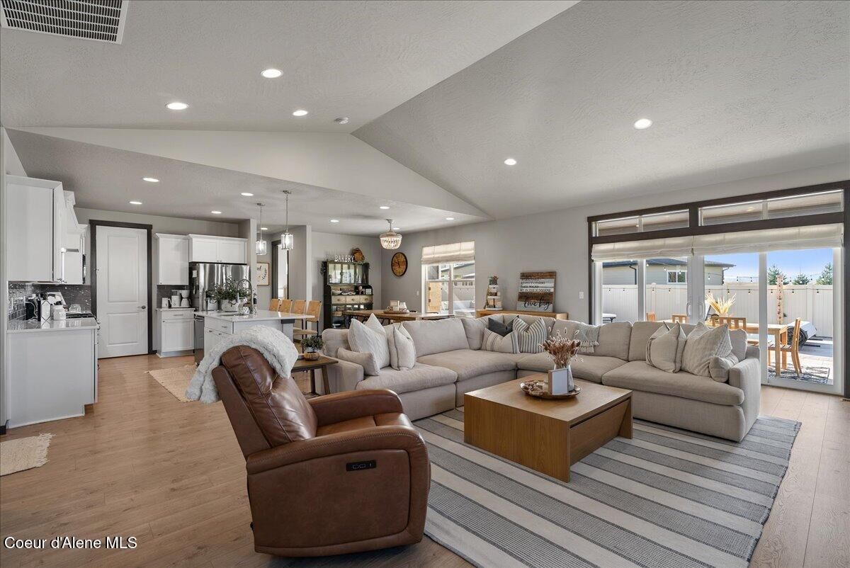 Property Photo: 4332 W Enclave Way ID 83815