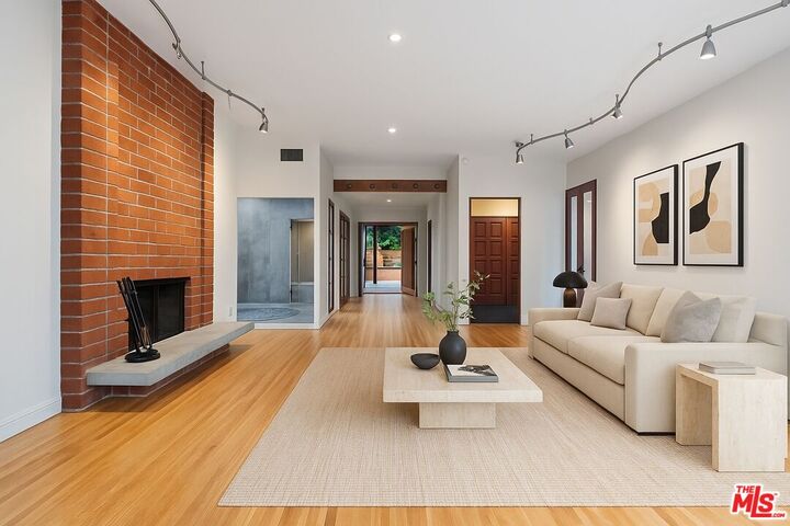 Property Photo:  16141 Bayberry Pl  CA 91403 