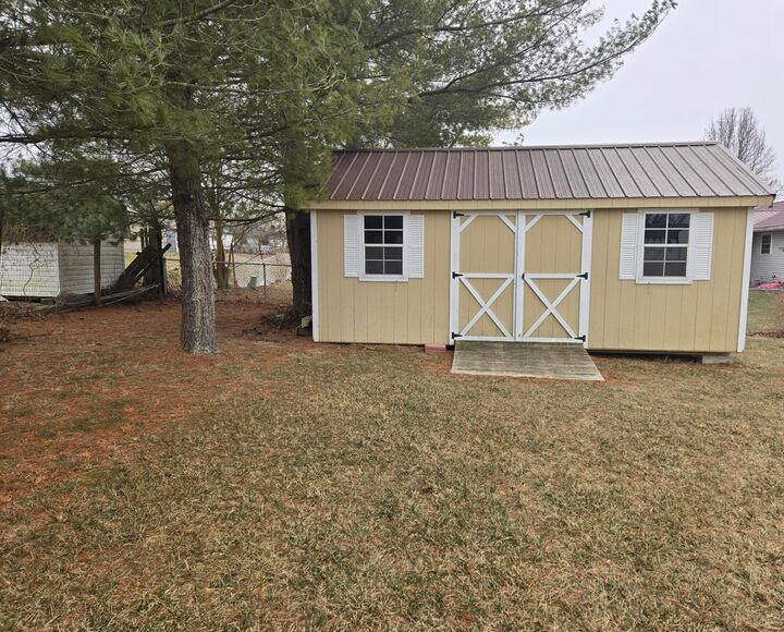 Property Photo:  716 Deer Creek Road  OH 43164 