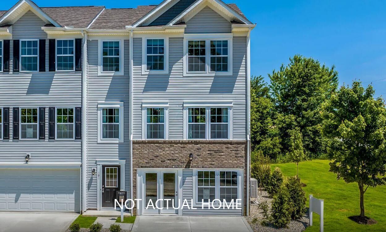 Property Photo: 2686 Meigs Drive OH 43207
