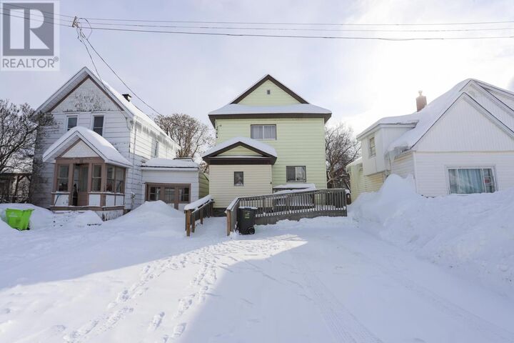 Property Photo:  8 Dufferin St  ON P6B 2N4 