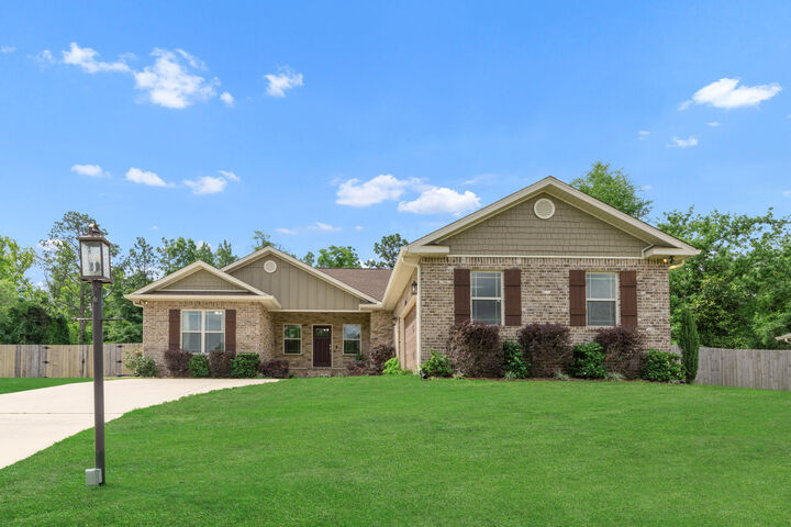 Property Photo:  6437 Amanda Court  FL 32536 