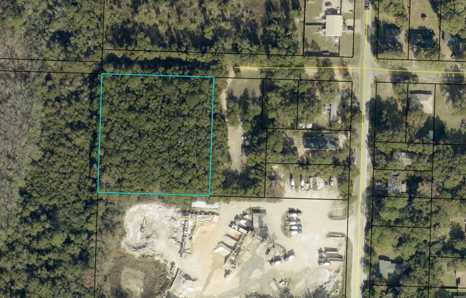 Property Photo:  1.94 Acres NE Second Avenue  FL 32539 