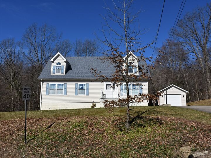 Property Photo:  906 Erie Street  PA 16433 