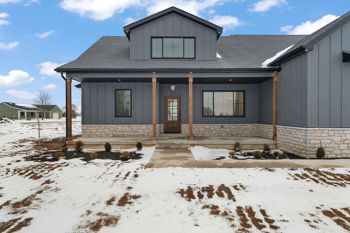 Property Photo: 3979 Tomahawk Circle IN 46350