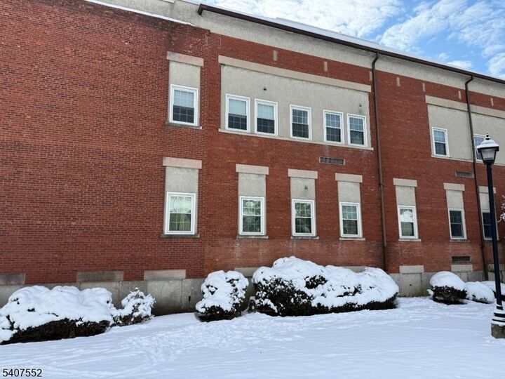 Property Photo:  103 Park Ave, Unit E206  NJ 07901 