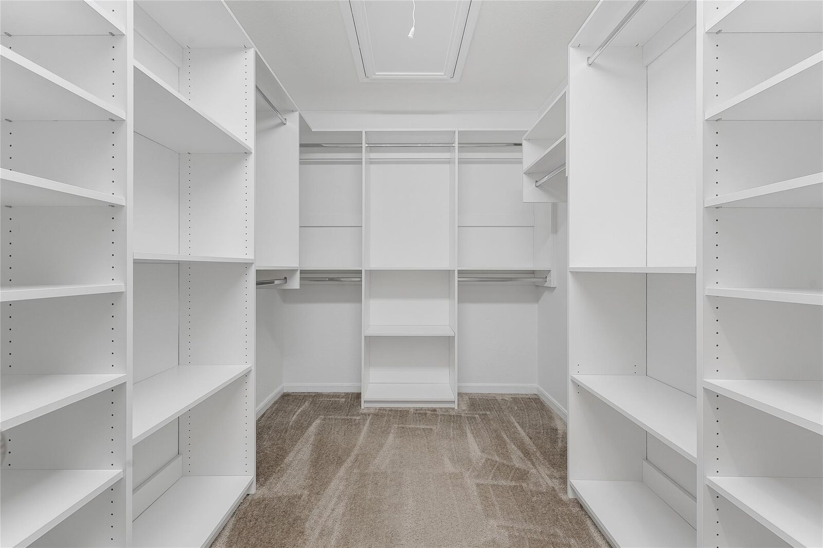 Property Photo:  5922 River Timber Trl  TX 77346 