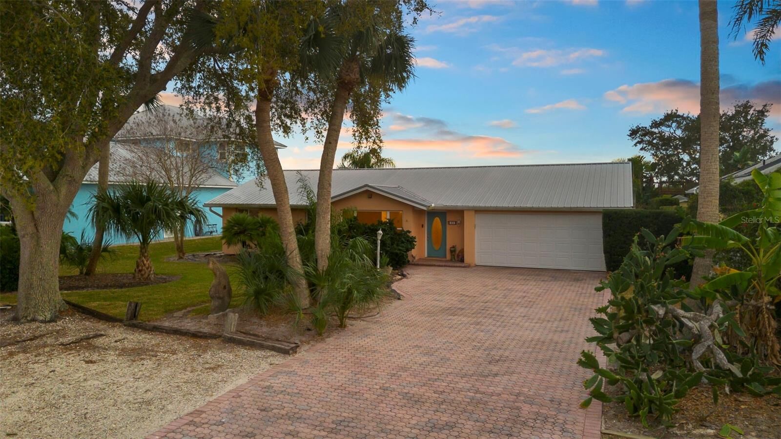 Property Photo:  33 Cunningham Drive  FL 32168 