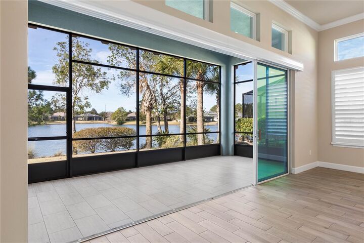 Property Photo: 661 Mahogany Run FL 32137