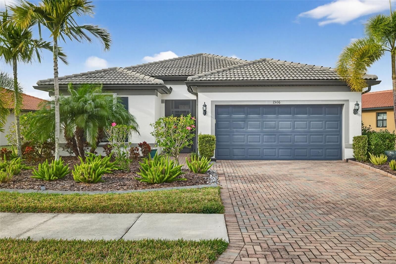 Property Photo:  1506 Hyssop Loop  FL 34289 