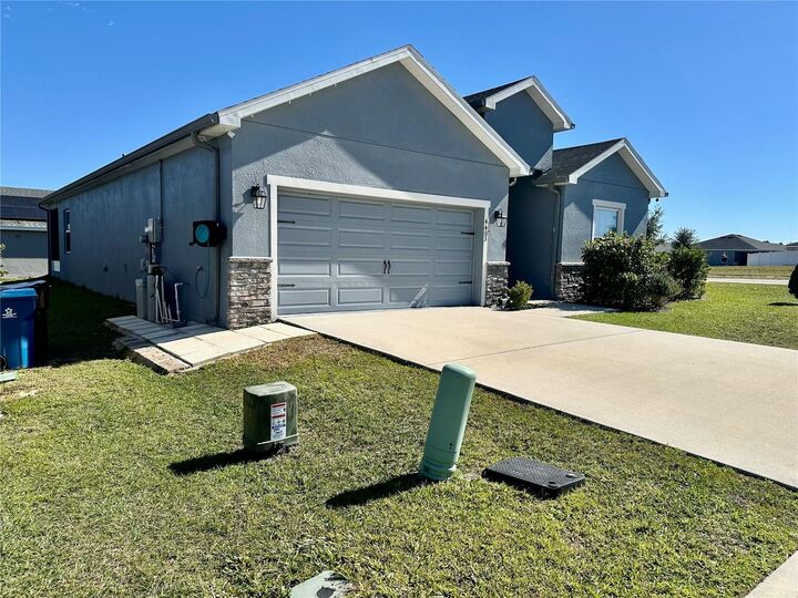 Property Photo:  4403 Hummingbird Lane  FL 33844 
