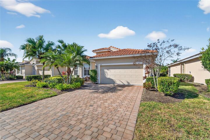 Property Photo: 6502 42nd Street E FL 34243