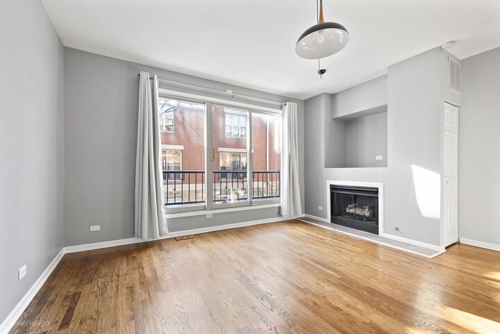 Property Photo: 712 S Western Avenue B IL 60612