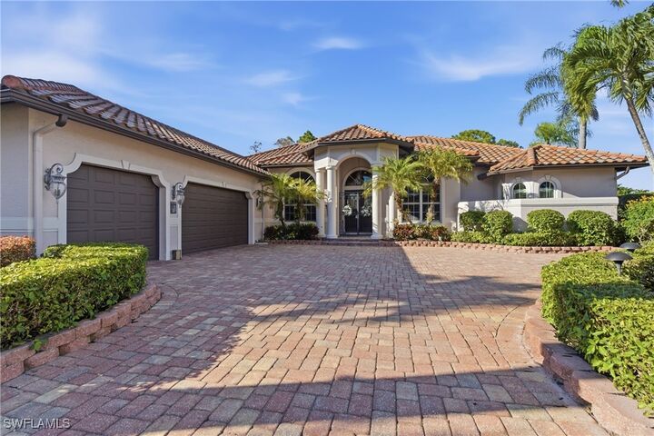 Property Photo: 5867 Marble Court FL 34110