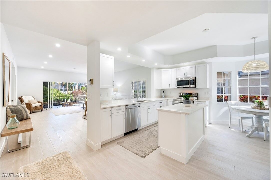 Property Photo: 2806 Aintree Lane H102 FL 34112