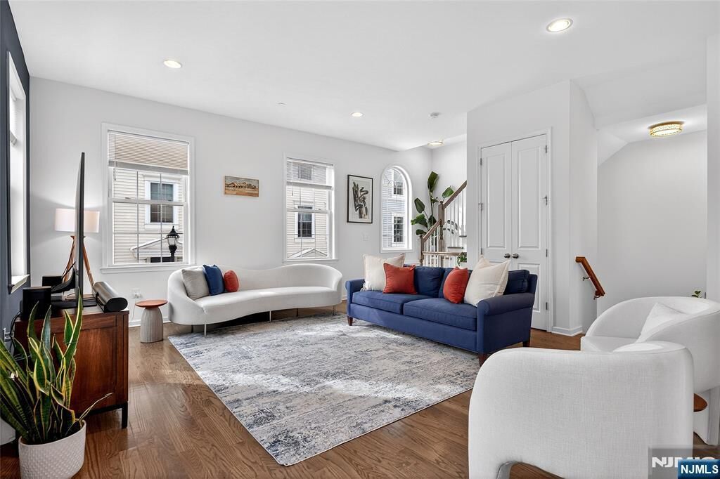 Property Photo:  165 Roosevelt Drive  NJ 07075 