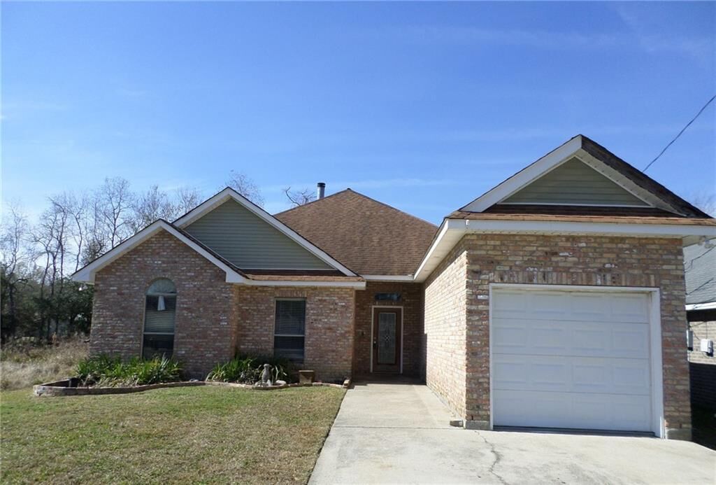 Property Photo:  577 Panther Drive  LA 70458 