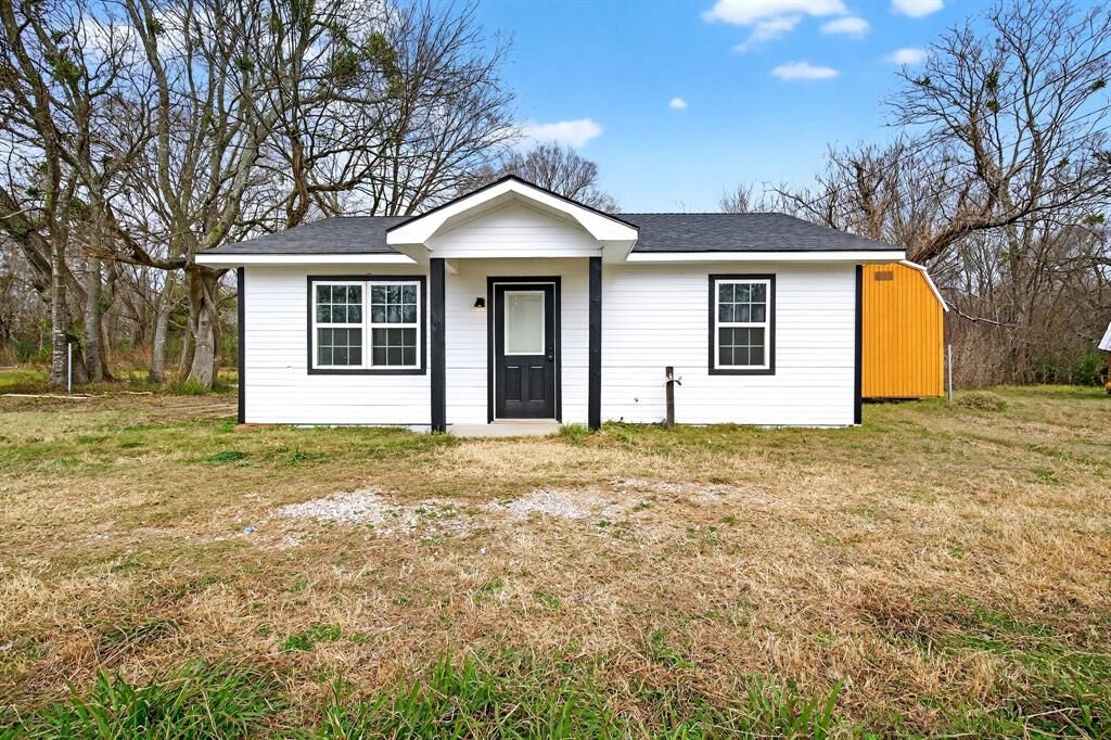 Property Photo: 591 State Highway 31 E TX 75163