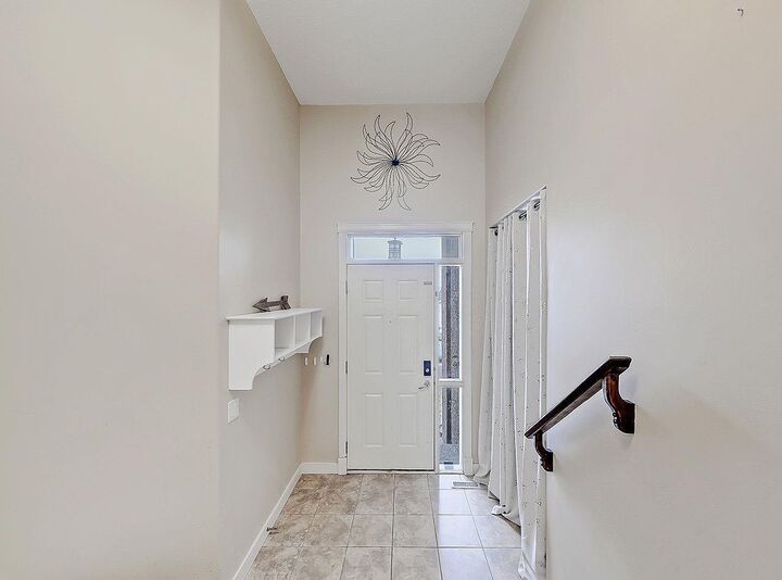 Property Photo:  308 Lineham Acres Drive NW  AB T1V 1W7 