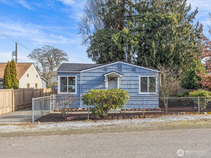 Property Photo:  13332  34th Avenue S  WA 98168 