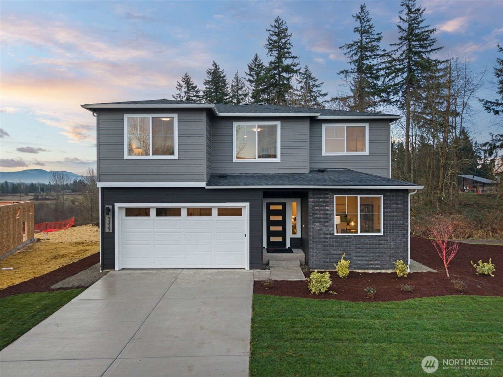 Property Photo:  3319  219th Avenue E  WA 98391 