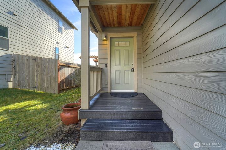 Property Photo:  424 NE Inspiration Street  WA 98370 