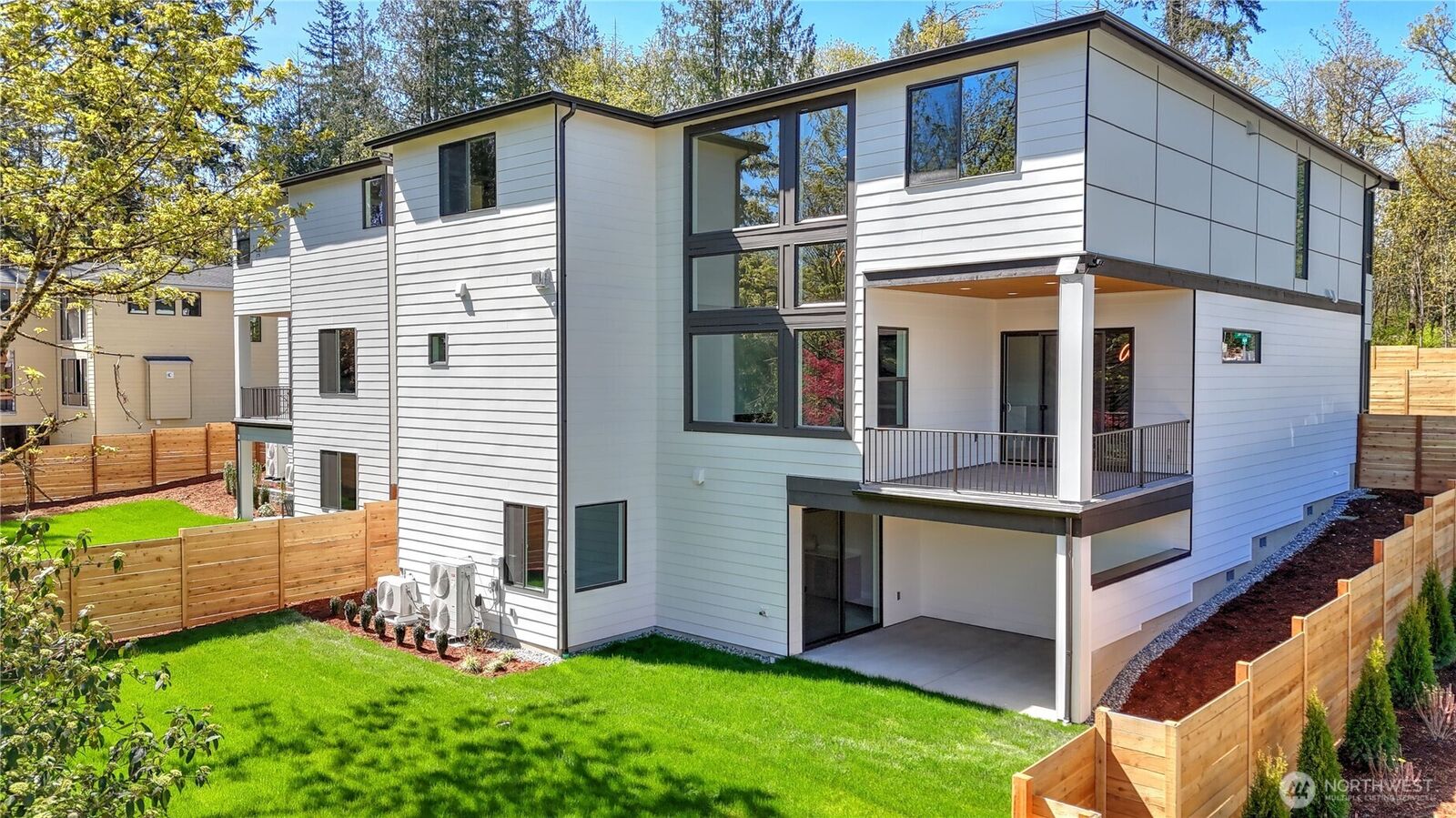 Property Photo:  1582  213th Court NE  WA 98074 