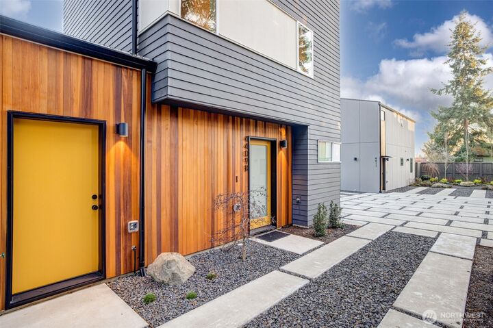 Property Photo: 4409 B S Holly Street WA 98118