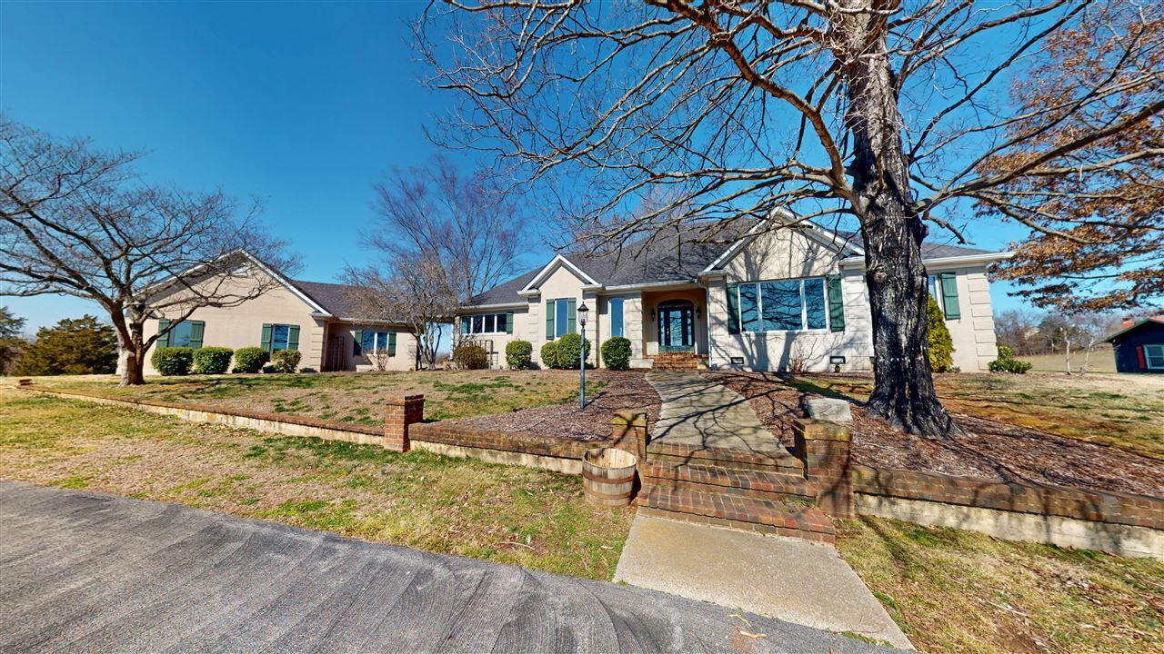 Property Photo:  277 Ben Thomas South Road  KY 42103 