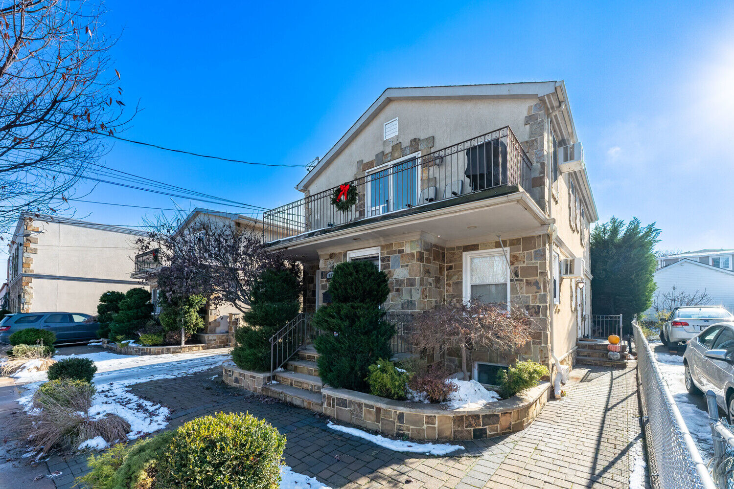 Property Photo:  162-12-20 77th Road  NY 11366 