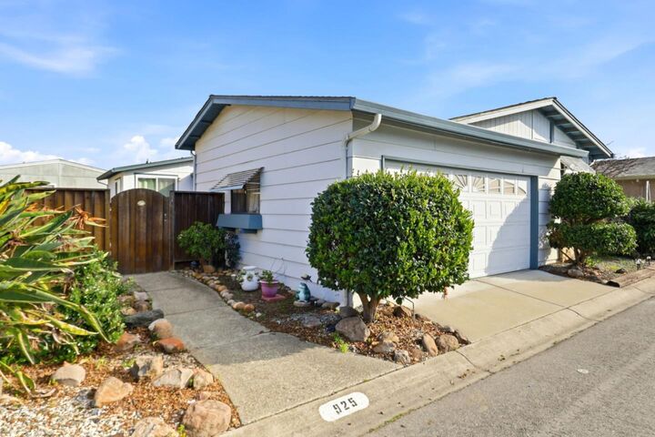 Property Photo: 1225 Vienna Drive 925 CA 94089