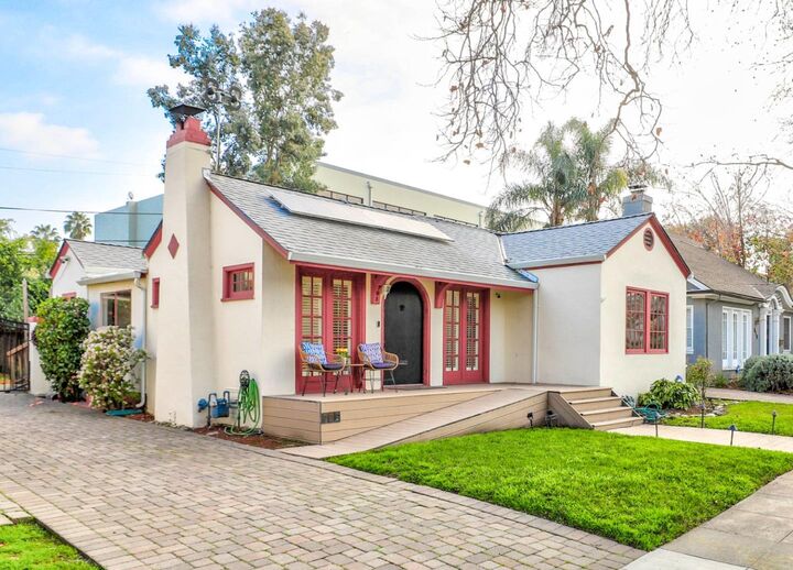 Property Photo:  798 Pershing Avenue  CA 95126 