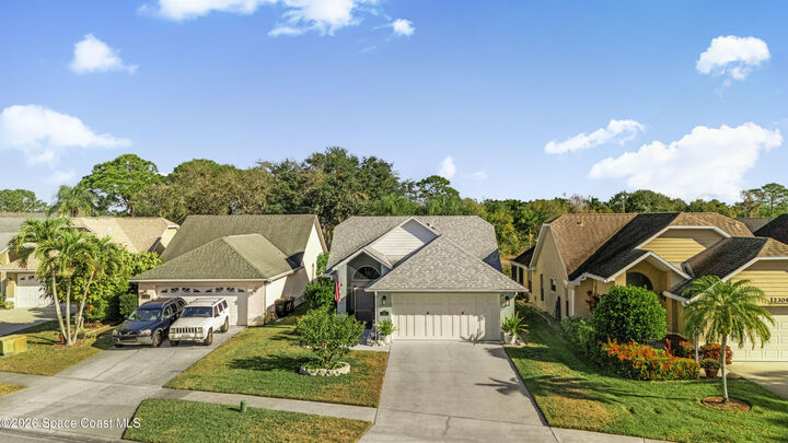 Property Photo:  2315 Early Dawn Circle  FL 32935 