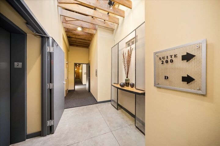 Property Photo:  152 S Jefferson St C  WA 99201 