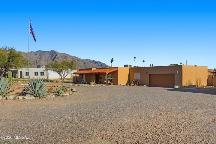 Property Photo:  1511 W Chapala Drive  AZ 85704 