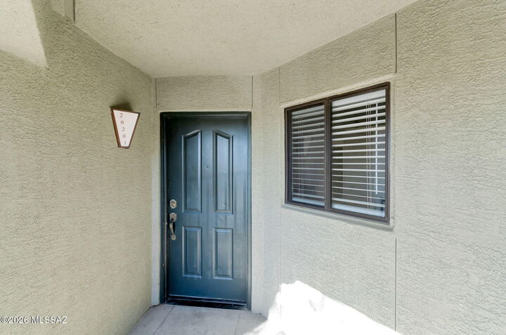Property Photo:  5751 N Kolb Road 20201  AZ 85750 