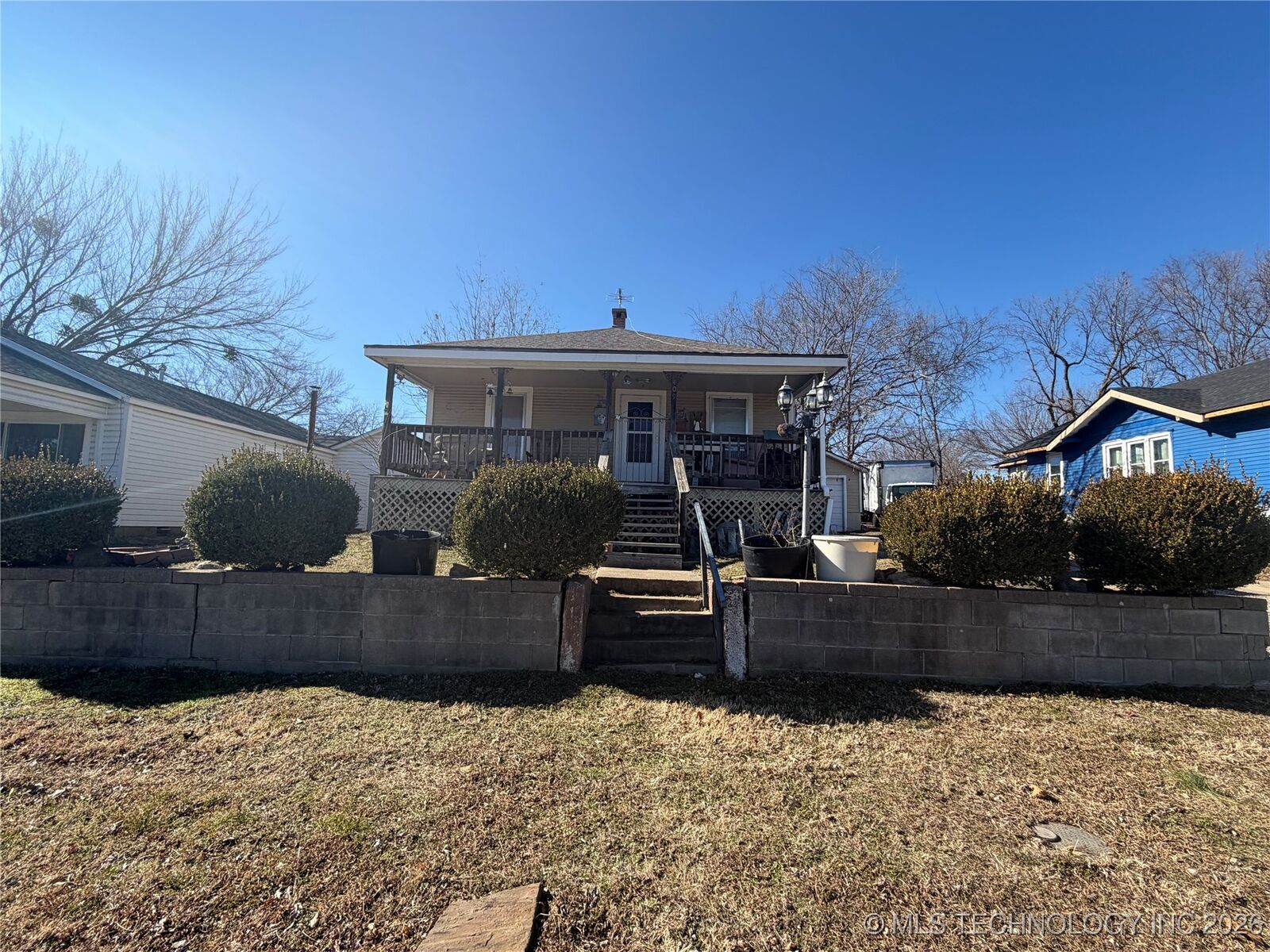 Property Photo: 409 S Bristow Avenue OK 74030