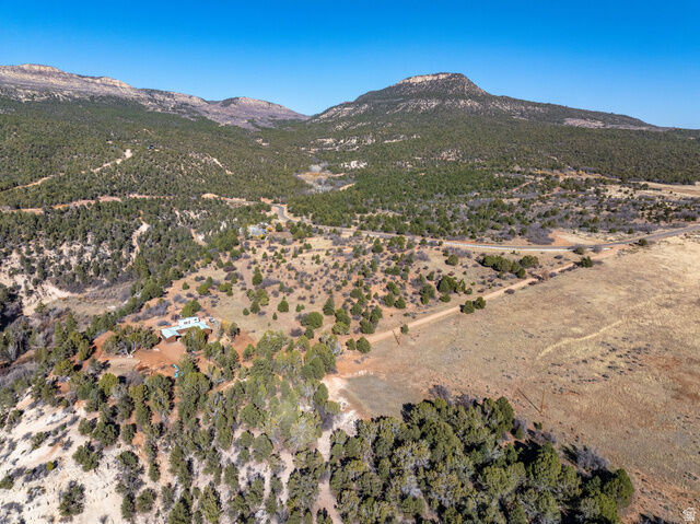 Property Photo:  6 S North Fork Rd  UT 84758 
