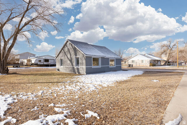 Property Photo:  288 E 200 S  UT 84654 