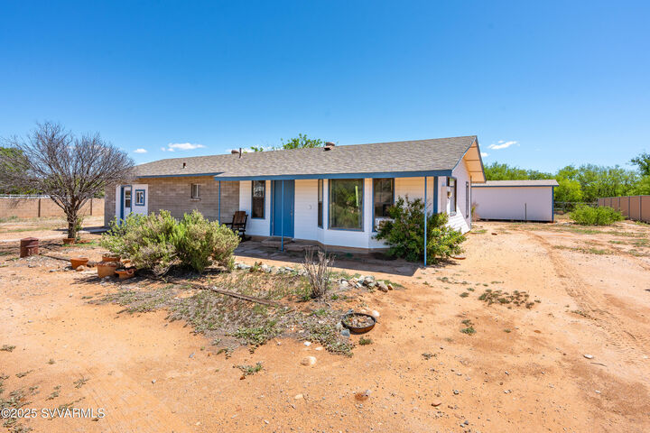 Property Photo:  2055 W Verde West Drive  AZ 86322 